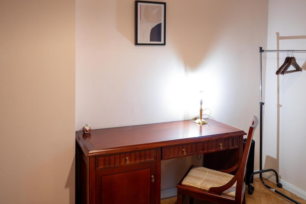 Spacious 1Bdr Apartment Near City Center Sofia Extérieur photo